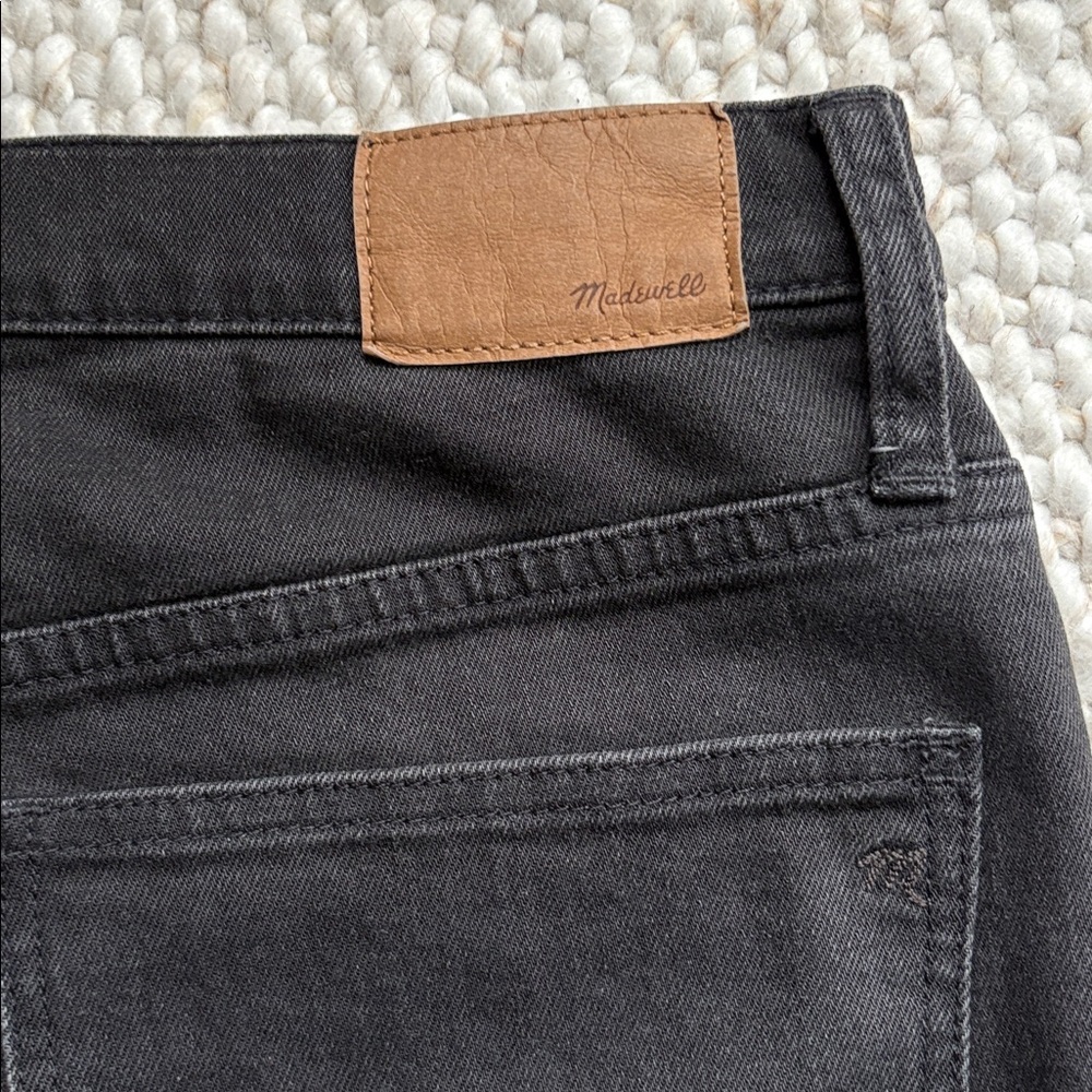 Madewell classic straight Jean in lunar wash size T29 - Picture 10 of 16